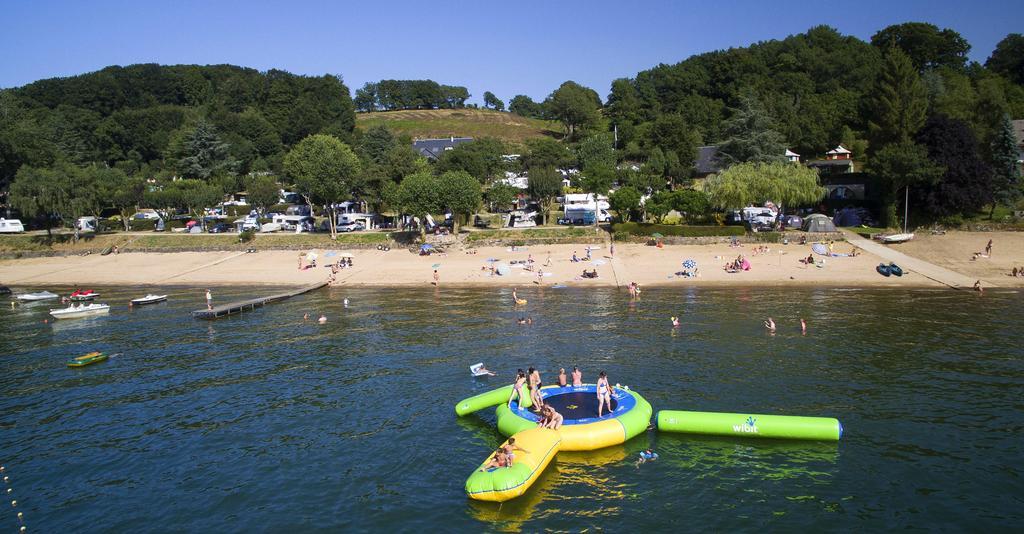 Beau-Rivage Du Lac De Pareloup Hotel Salles-Curan Buitenkant foto